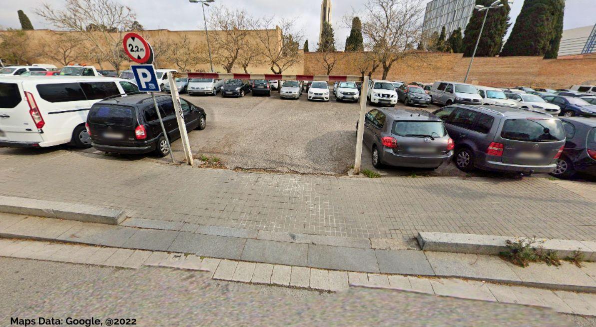Tanatori Sant Andreu Nou Barris parking