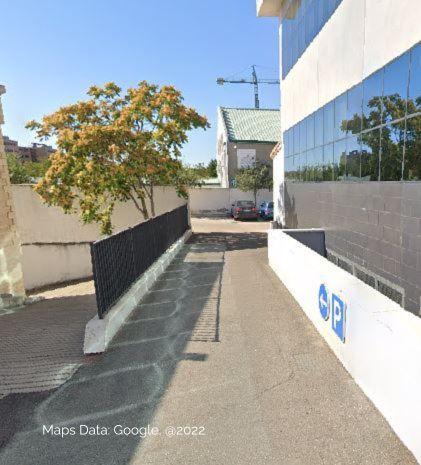 Tanatorio Crematorio El Salvador parking